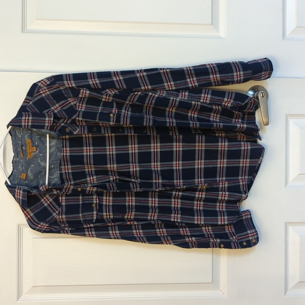 Flannel shirt